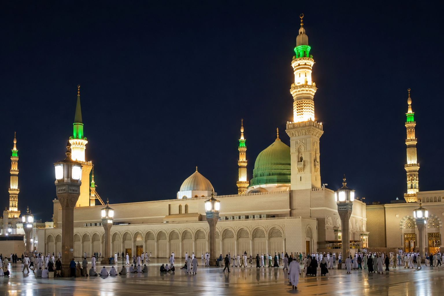 Masjid-e-Nabwi illuminated at night, Madinah